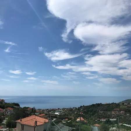 In Collina Con Vista Mare * سانريمو