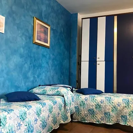 Apartment In Collina Con Vista Mare